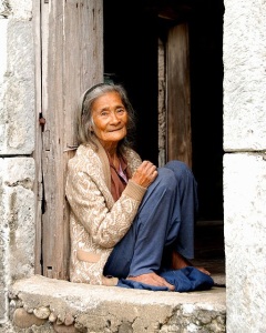 Ivatan old woman, taken by Anne Jimenes, Wikimedia Commons